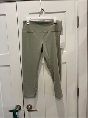 Lululemon Wunder Train HR Crop